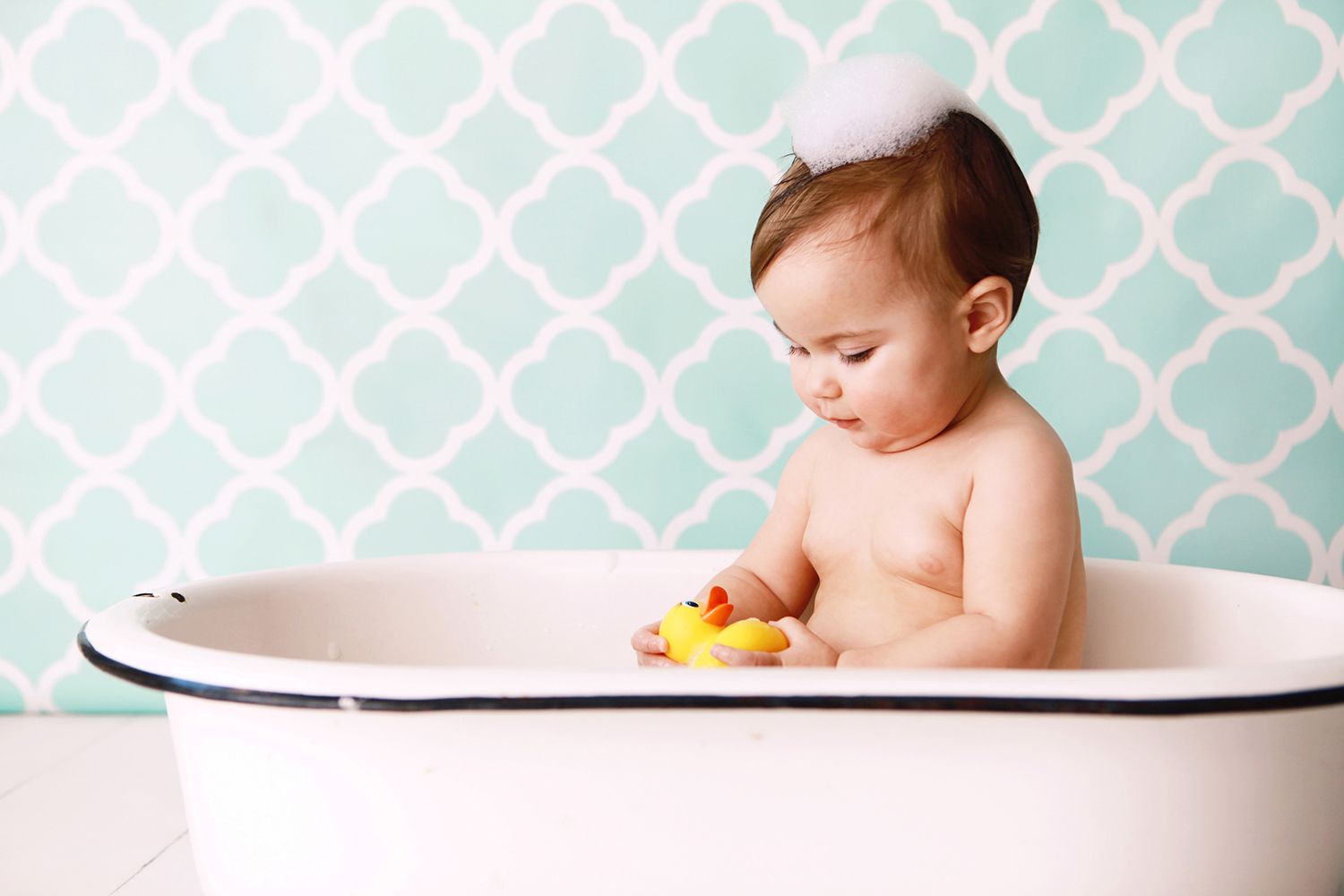 El baño del bebé: un momento mágico para disfrutar en familia